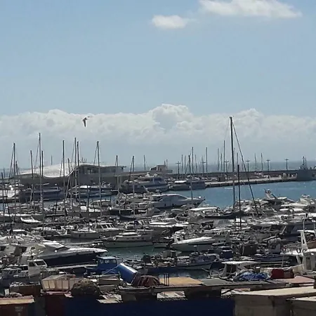 ベッド・アンド・ブレックファスト Velamare サレルノ