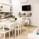 Bed and Breakfast Velamare