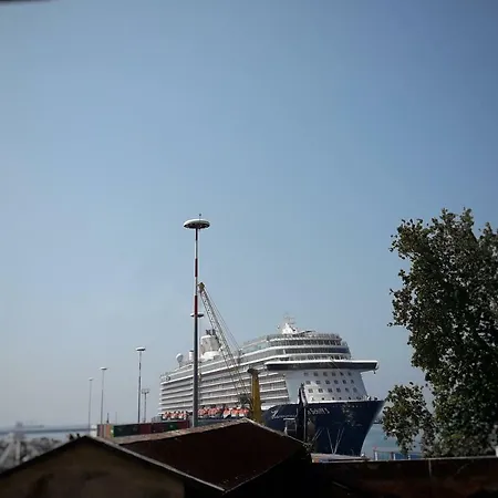 Alojamento de Acomodação e Pequeno-almoço Velamare 4*